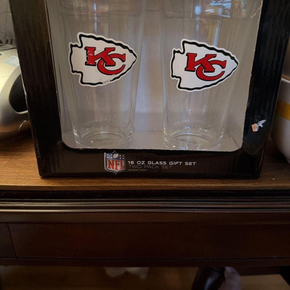 Kansas City Chiefs 16oz. Pint Glass, 2-Pack by The Memory Company